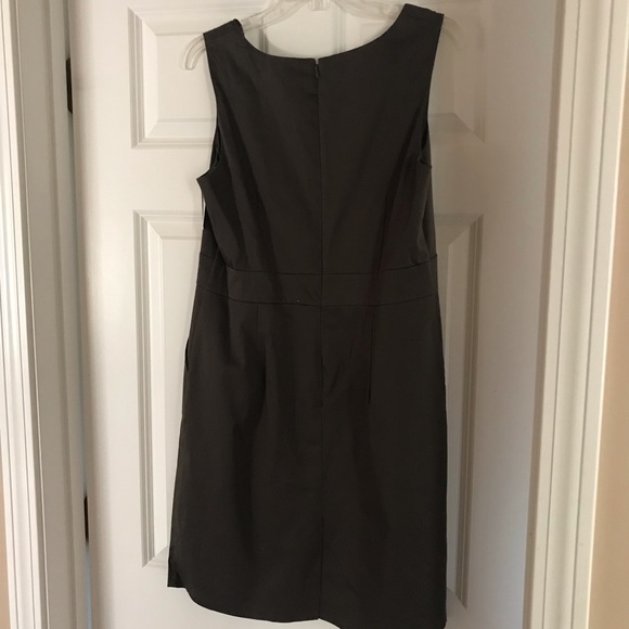 Brand new Massino sleeveless olive green dress - Picture 3 of 6